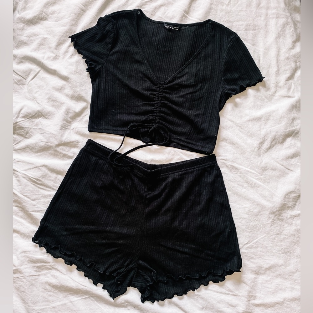 SHEIN Black Ribbed Ruched Crop Top & Shorts Lounge Set